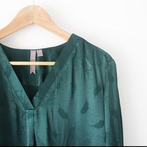 Anthropologie Brina & Em Feather Satin Blouse L28